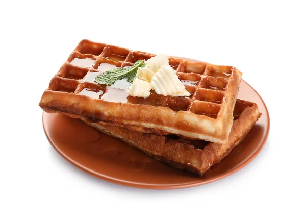 Deliciosos Waffles Belgas Com Mel Hortelã Manteiga Sobre Fundo Branco — Fotografia de Stock