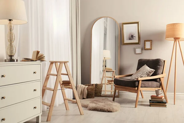 Stylish Room Interior Large Mirror Comfortable Armchair — Stockfoto