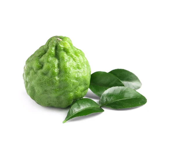 Segar Matang Bergamot Buah Dan Daun Hijau Pada Latar Belakang — Stok Foto