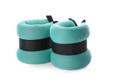 Beyaz arka planda tartma ajanları. Spor malzemeleri.