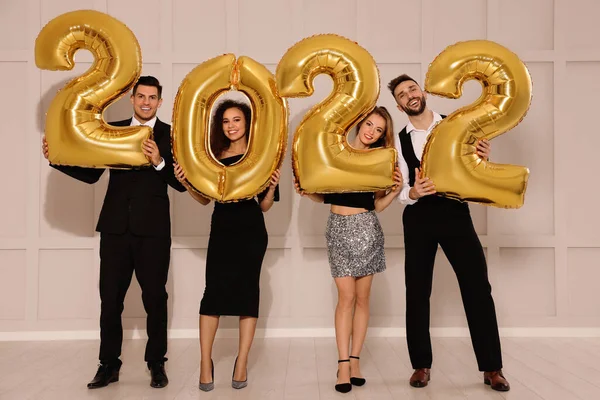 Happy Friends Golden 2022 Balloons Indoors New Year Celebration — Foto Stock