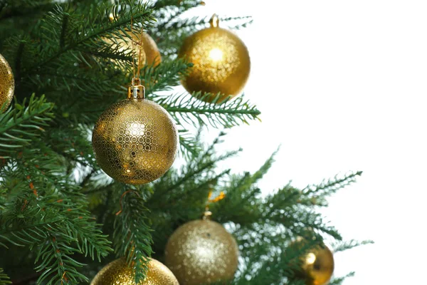 Kerstboom Met Gouden Kerstballen Witte Achtergrond Close — Stockfoto