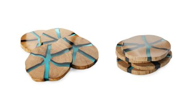 Beyaz arka planda ahşap bardak altlıkları, kolaj. Pankart tasarımı