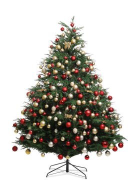 Beyaz arka planda güzel dekore edilmiş Noel ağacı