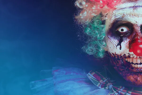 Angstaanjagende Clown Donkere Achtergrond Close Met Ruimte Voor Tekst Halloween — Stockfoto