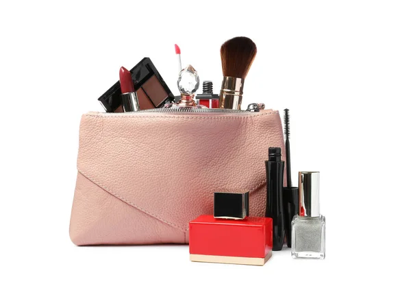 Stilvolle Rosa Kosmetiktasche Und Make Produkte Auf Weißem Hintergrund — Stockfoto
