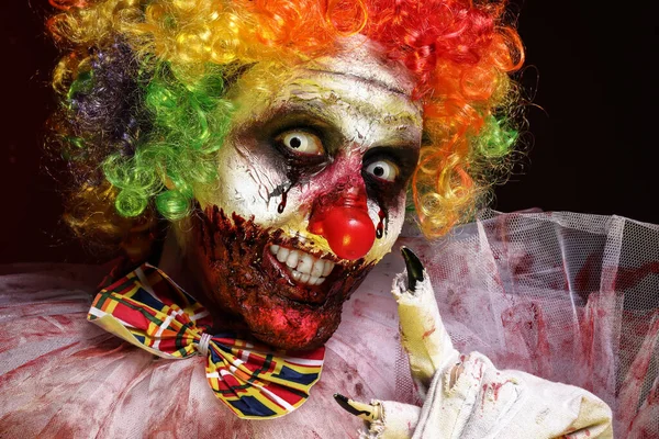 Porträtt Skrämmande Clown Svart Bakgrund Närbild Halloween Fest Kostym — Stockfoto