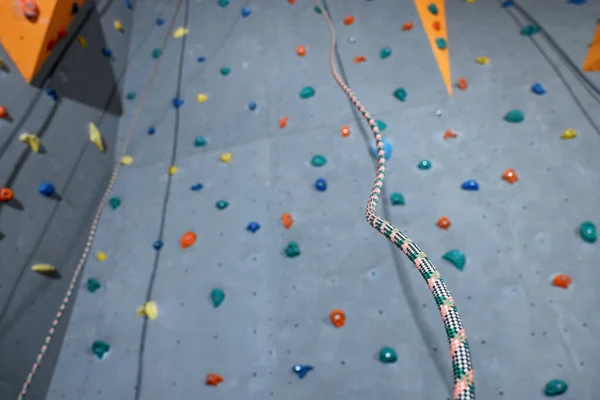 Climbing Wall Holds Ropes Gym Low Angle View Extreme Sport — Fotografia de Stock