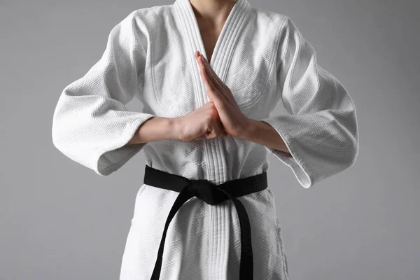 Martial Arts Master Keikogi Black Belt Grey Background Closeup — 图库照片