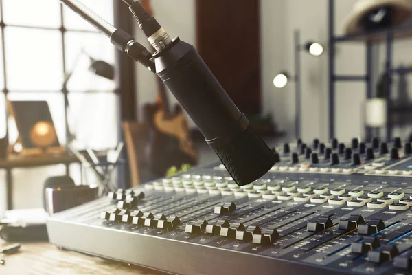 Microphone Table Professional Mixing Console Radio Studio Closeup — Stok fotoğraf