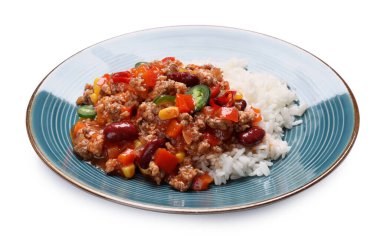 Chili con carne beyaz arka plan üzerinde ile pirinç levha