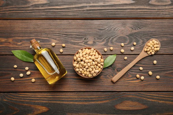 Bottle Oil Soybeans Wooden Table Flat Lay — Fotografia de Stock