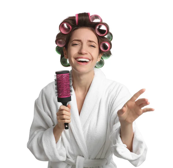 Mulher Bonita Roupão Banho Com Encrespadores Cabelo Cantando Escova Cabelo — Fotografia de Stock