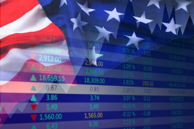 İki kat fiyat ve Amerikan bayrağı. ABD ekonomisi