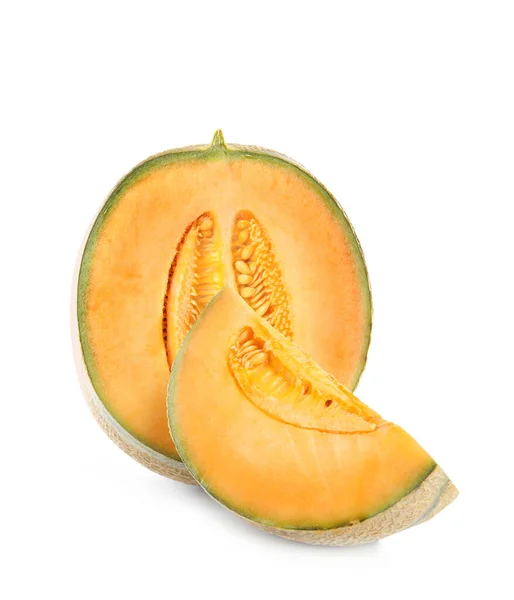 Cortar Sabrosos Melones Maduros Sobre Fondo Blanco — Foto de Stock