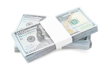 Beyaz arka planda yığınla para var. Amerikan ulusal para birimi