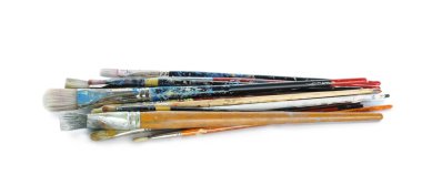 Beyaz arka planda boya fırçası seti. Sanat malzemeleri