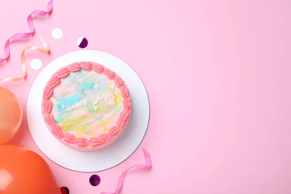 Carino Torta Bento Con Crema Gustosa Arredamento Sfondo Rosa Posa — Foto Stock