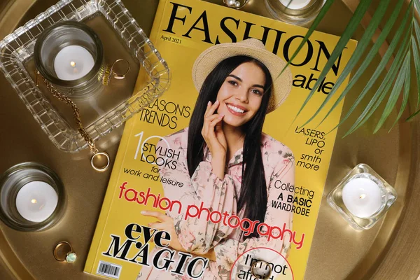 Fashion Magazine Jewelry Candles Table Flat Lay — Stock Photo, Image