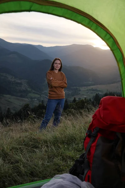 Young Woman Mountains View Camping Tent — Stock Photo, Image