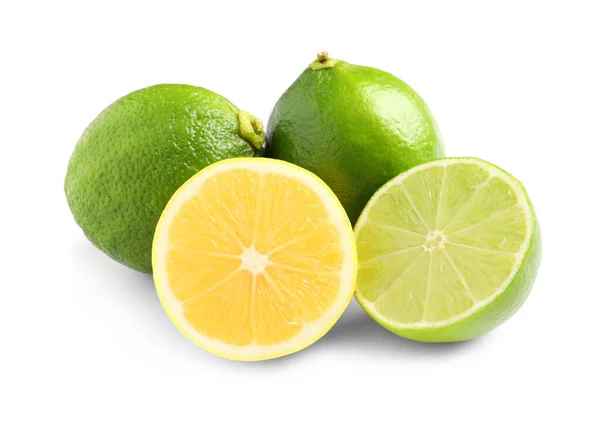 Limones Frescos Maduros Sobre Fondo Blanco — Foto de Stock