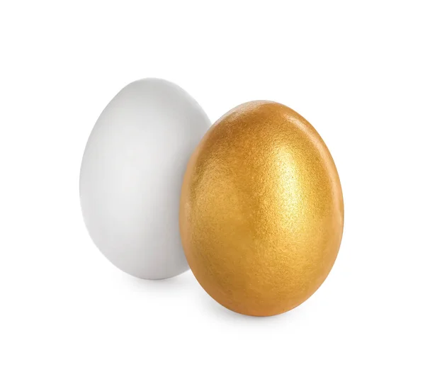 Uovo Oro Ordinario Sfondo Bianco — Foto Stock