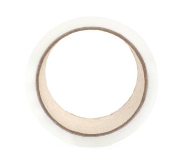 Yapışkan bant rulosu beyaza izole edildi