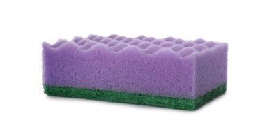 Mor temizleme süngeri. Beyaza izole edilmiş aşındırıcı yeşil kırbaç.