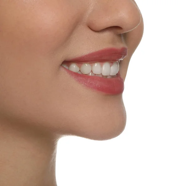 Szczęśliwa Młoda Kobieta Zdrowymi Zębami Białym Tle Zbliżenie — Zdjęcie stockowe
