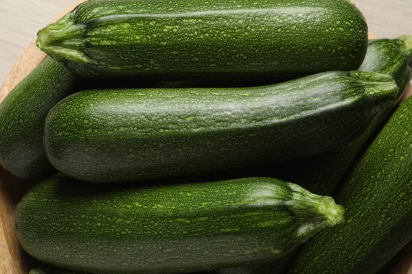 Many Raw Ripe Zucchinis Bowl Closeup — Stock Photo, Image