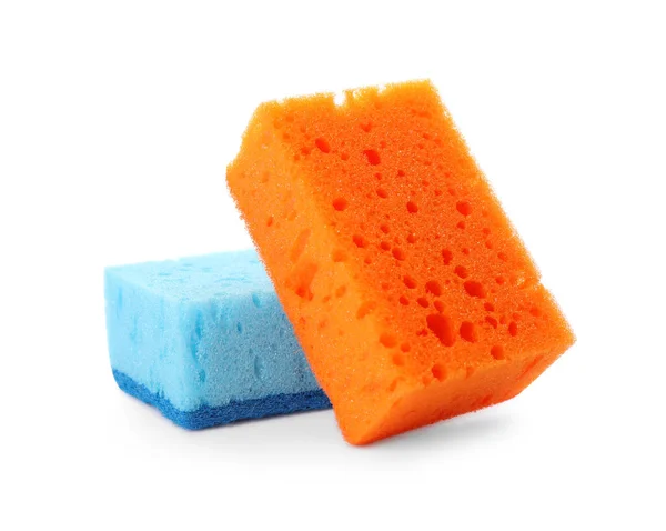 Esponjas Limpeza Brilhantes Com Scourers Abrasivos Fundo Branco — Fotografia de Stock