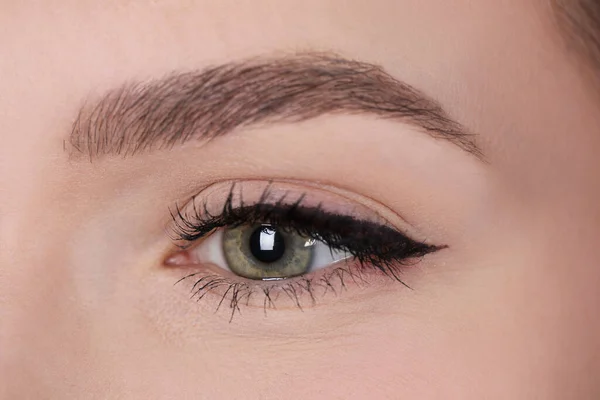 Ung Kvinna Före Permanent Makeup Förfarande Närbild — Stockfoto