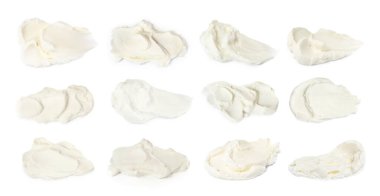 Beyaz arka planda taze krem peynir.