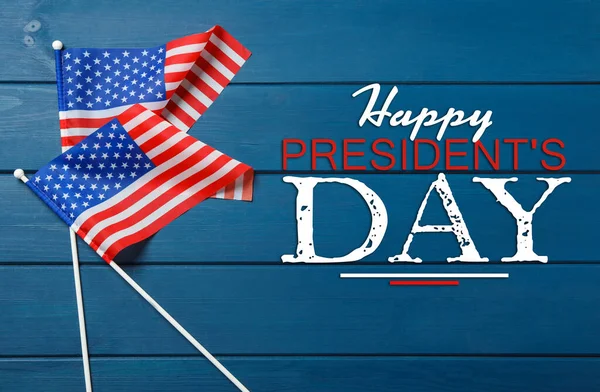 Happy President Day Bundesfeiertag Amerikanische Flaggen Und Text Auf Blauem — Stockfoto