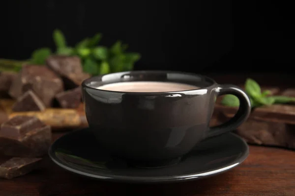 Чашка Вкусного Горячего Какао Деревянном Столе Крупным Планом — стоковое фото