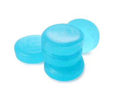 Beyaz zemin üzerinde birçok açık mavi öksürük damlası