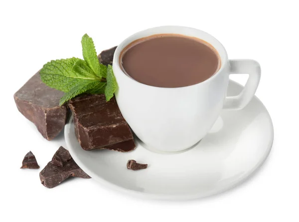Bir Fincan Lezzetli Sıcak Çikolata Parçalar Beyaz Arka Planda Taze — Stok fotoğraf