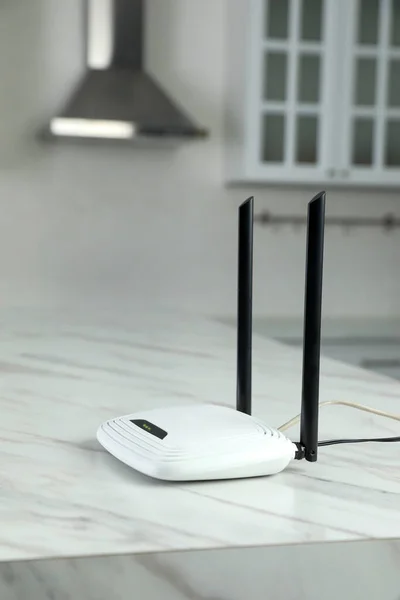 Router Modern Masă Marmură Albă Bucătărie — Fotografie, imagine de stoc