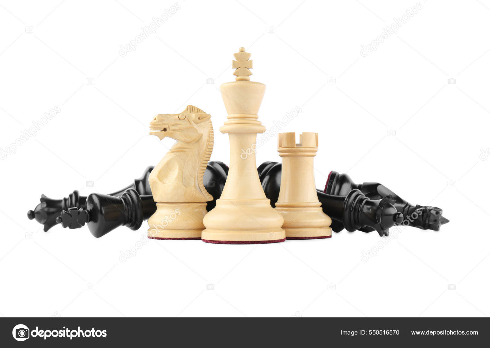 White king and queen chess pieces on white background Stock Photo