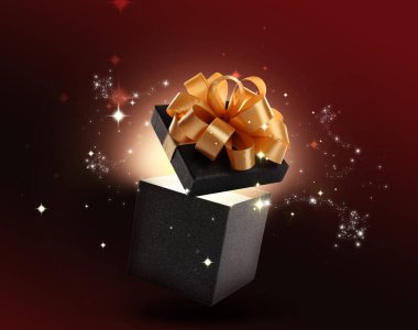 Arka planda sihirli ışık olan güzel hediye kutusu