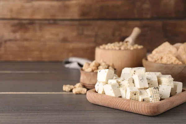 Tofu Natural Outros Produtos Soja Mesa Madeira Espaço Para Texto — Fotografia de Stock