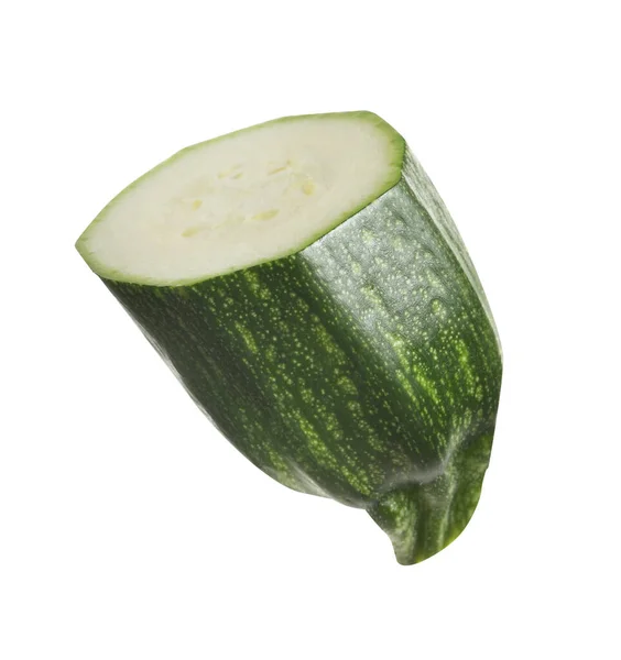 Stück Grüne Reife Zucchini Isoliert Auf Weiß — Stockfoto