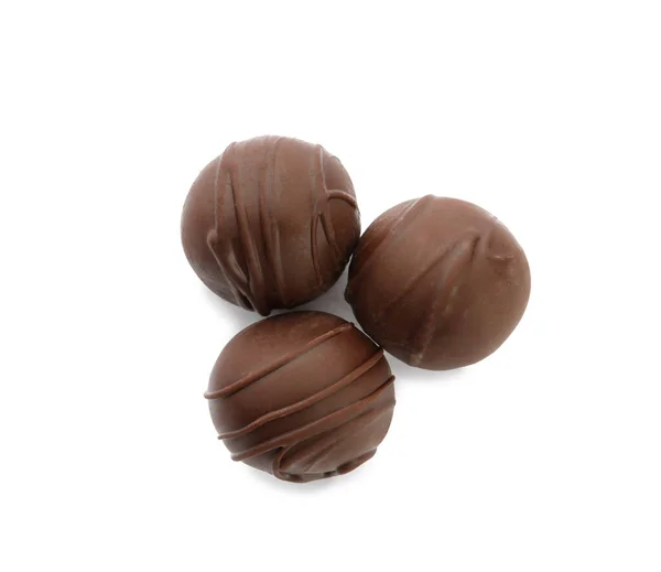Deliciosas Trufas Chocolate Doce Fundo Branco Vista Superior — Fotografia de Stock