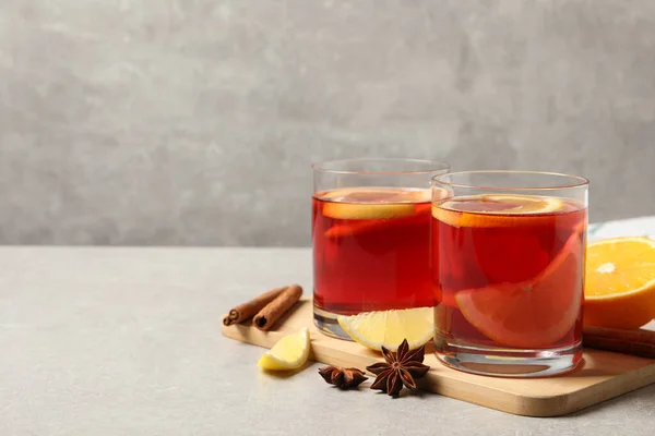 Bebida Aromática Para Ponche Ingredientes Sobre Mesa Gris Espacio Para — Foto de Stock