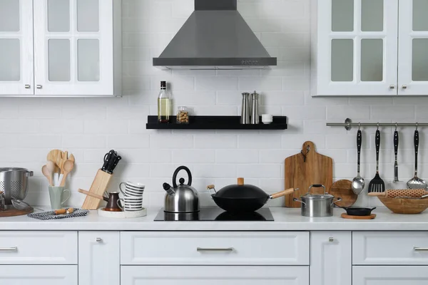 Piano Lavoro Con Diversi Utensili Cucina Cucina — Foto Stock