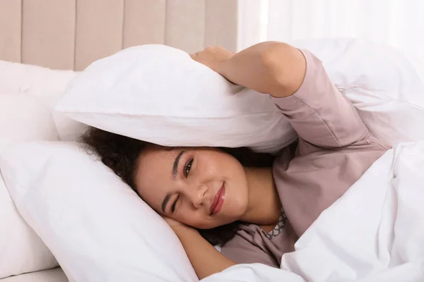 African American Woman Covering Head Pillow Bed Home — Stock Photo, Image
