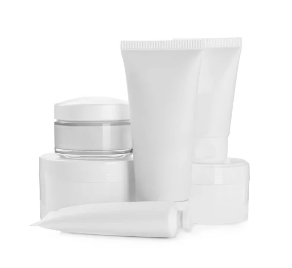 Leere Tuben Und Gläser Mit Kosmetikprodukten Auf Weißem Hintergrund — Stockfoto