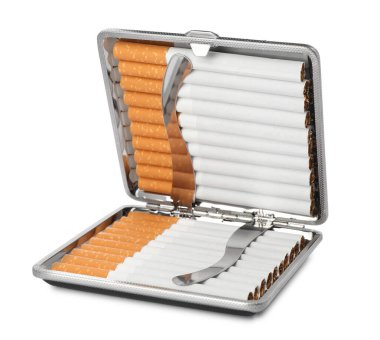 Beyaz sigara izole edilmiş şık bir çanta.