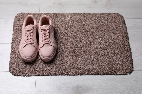 New Clean Door Mat Shoes Floor — Stock Photo, Image