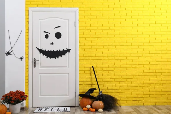 Intérieur Élégant Couloir Avec Différents Décors Halloween Espace Pour Texte — Photo